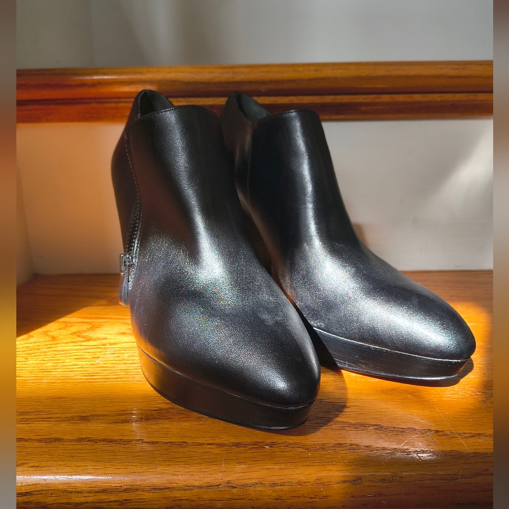 Franco Sarto Sleek Black Heeled Boots - Picture 2 of 7